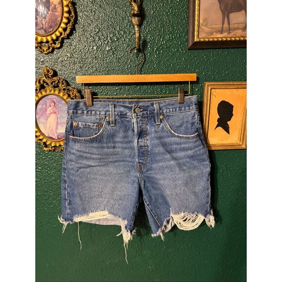 Levi’s Denim Button Fly 501 Cut Off Shorts Sz 29 - Picture 1 of 4